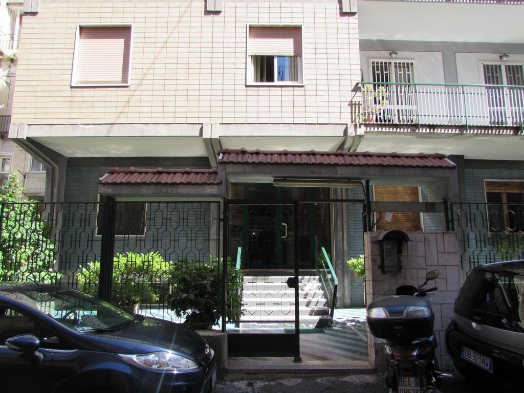 Dimora Nini Nápoles Exterior foto
